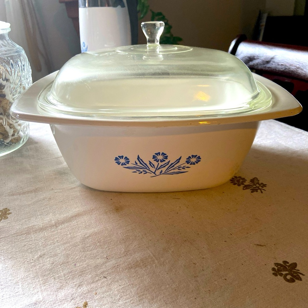 Corning Ware Dutch Oven Casserole Blue Cornflower 4QT VTG P-34-B With Lid